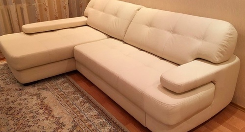 Обивка углового дивана.  Бахчисарай